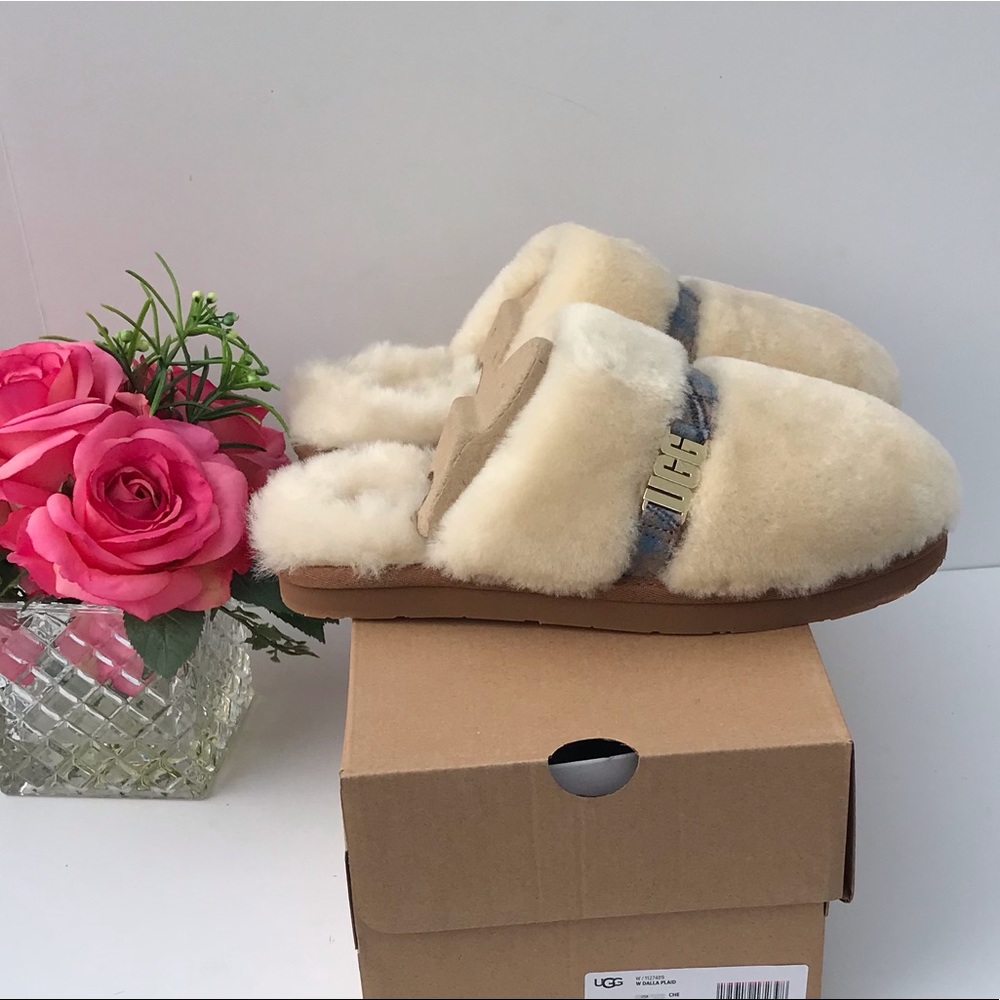 UGG Dalla Plaid - Picture 3 of 10